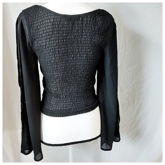 3/$30 Jealous Tomato Gothic Bellsleeve Crop Top - Picture 3 of 5